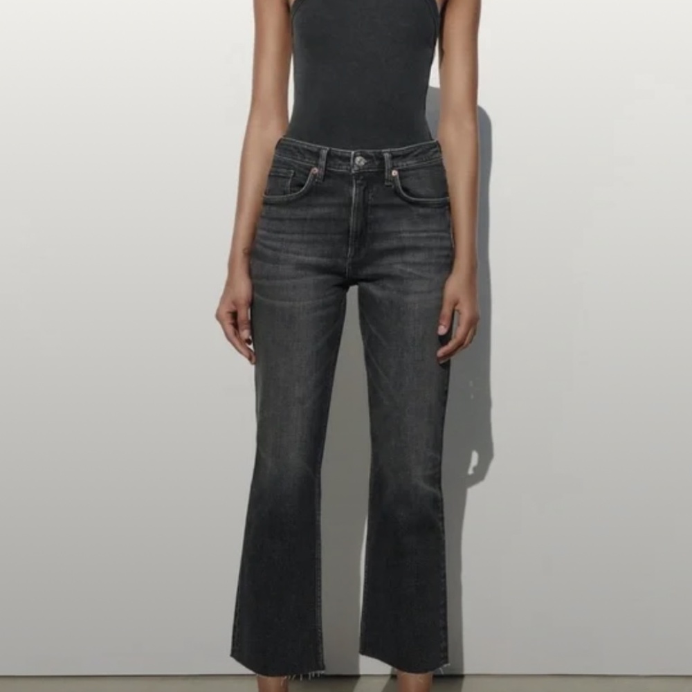 NWT Zara cropped flare jeans size 4